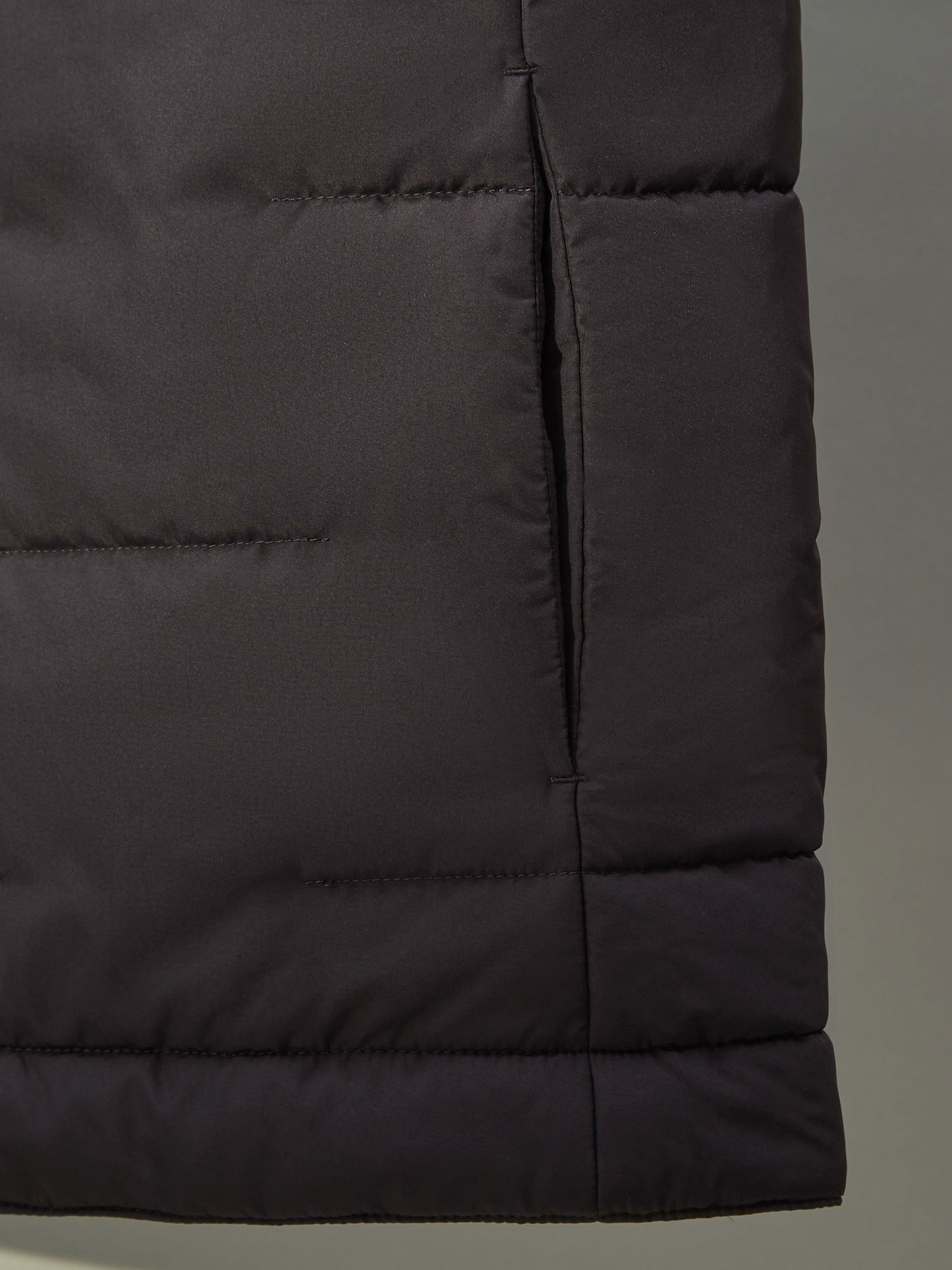 Classic men's grey gilet that never goes out of style.